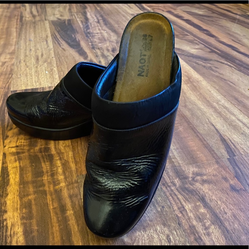 Naot wedged clogs